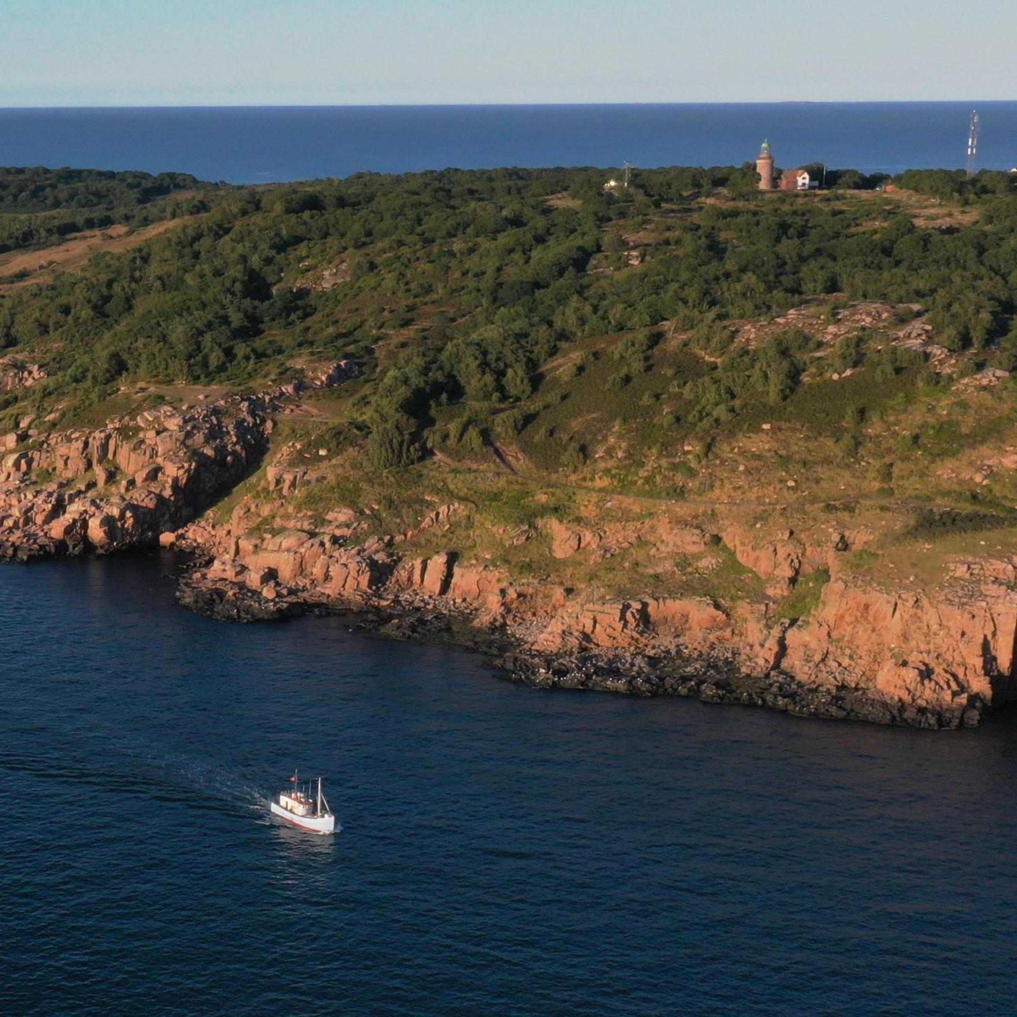 Varra Water - Unique Boat Accomodation - Bornholm - Fjaelstavn Нексё Экстерьер фото